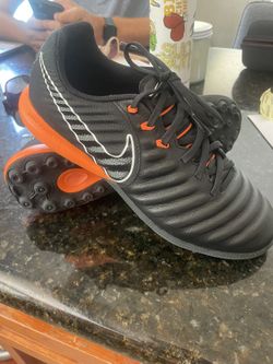 Lunar Legends 7 Pro TF Unisex Size 7.5 Women 6 Men Turf Black And Orange