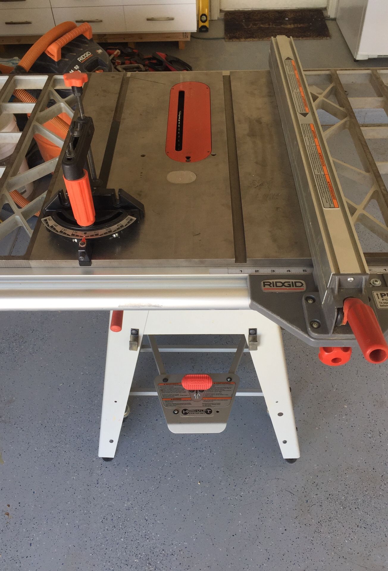 Ridgid TS2424 Table Saw for Sale in Goodyear, AZ OfferUp