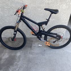 Mountain Bikes 