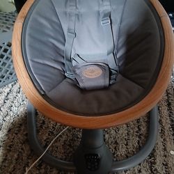 Baby swing