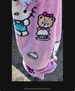 Hello Kitty Blanket 