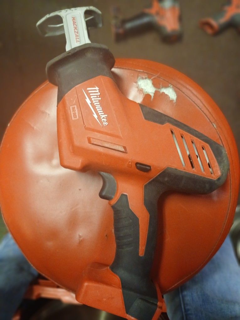 Milwaukee  M18 Hackzall