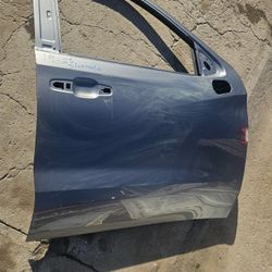 Chevy Chevrolet Silverado Right Front Door Oem  19 To 25