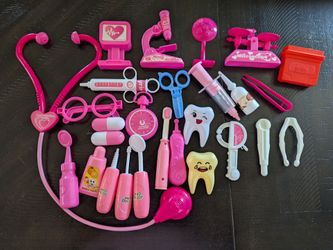Toy doctor and dentist kit