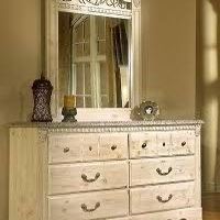 Standard Furniture Seville 8 pieces