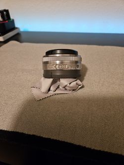 Sony SEL16F28 16mm F2.8 Wide Angle Camera Lens