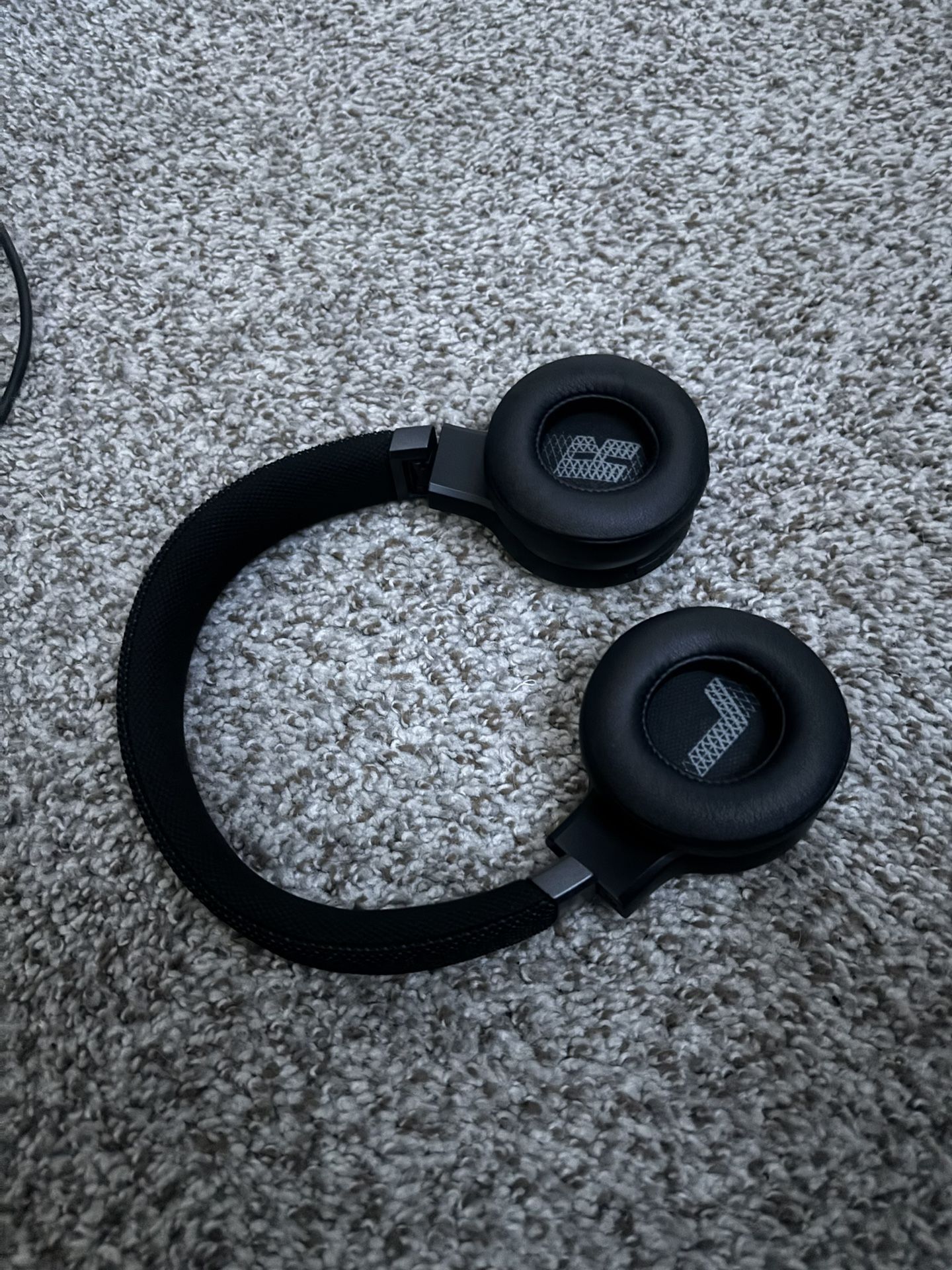 JBL Bluetooth HEADPHONES