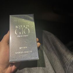 GIORGIO ARMANI COLOGNE 