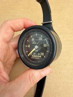 Vintage 1950s Dacor Thin-Line 200 FT Wrist Depth Gauge Scuba Diving