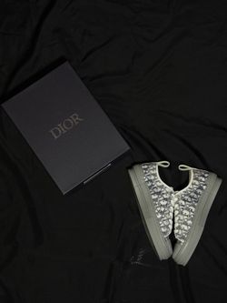 Diors