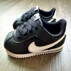 Nike Kids Cortez EasyOn Black White Toddler Shoes Size 5C DM0952-001