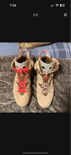 Travis Scott x Air Jordan 6 Sneakers
