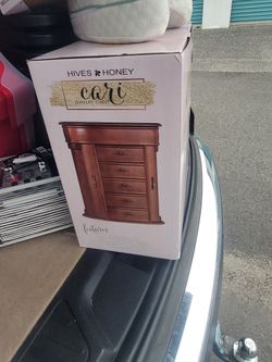 Hives And Honey Jewelerybox Brand New