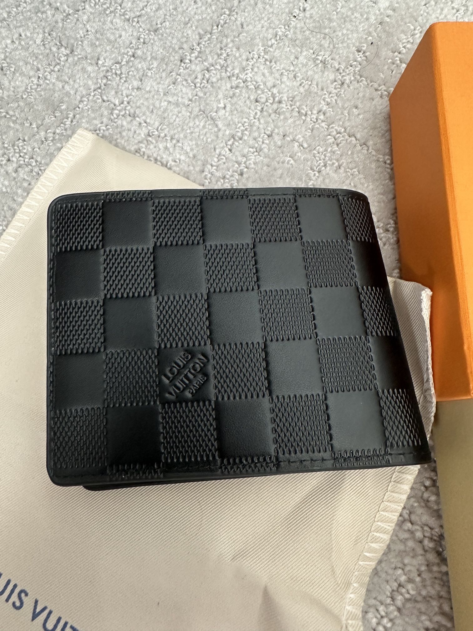 Louis Vuitton Wallet 