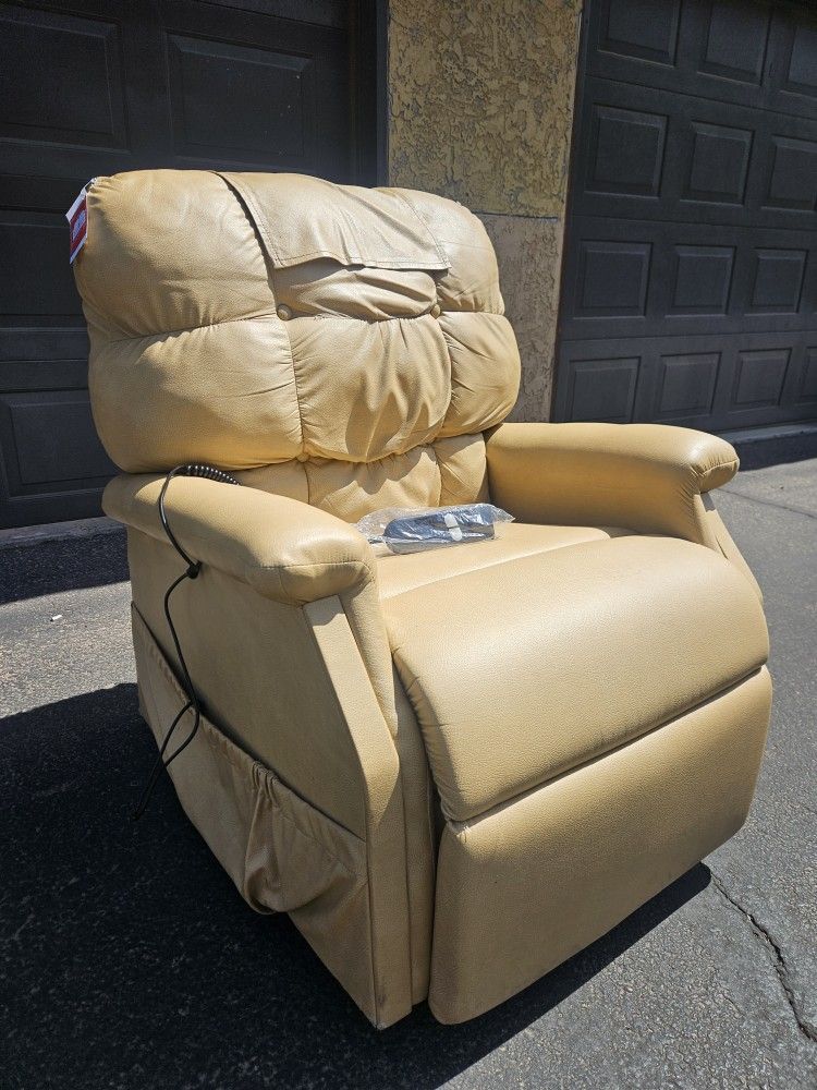 PRIDE POWER RECLINER & LIFT CHAIR
