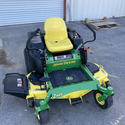 John Deere Z445 Zero Turn Riding Lawn Mower 