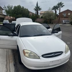 2001 Ford Taurus