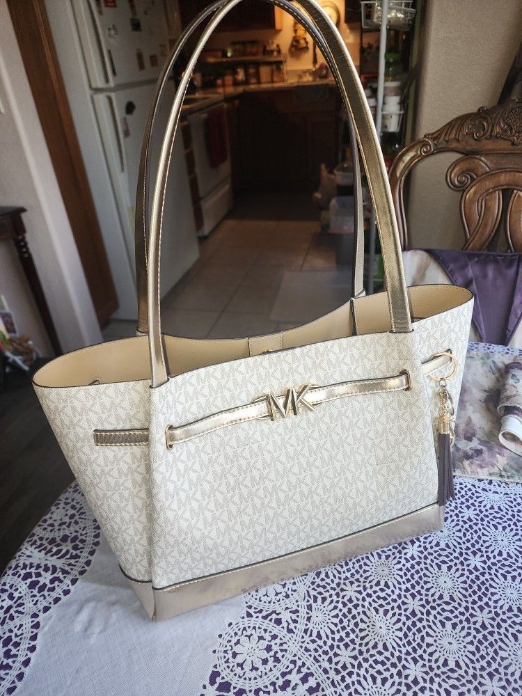 MK Tote / with Wallet
