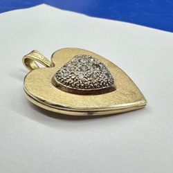 14k Gold Heart With Diamonds Charm