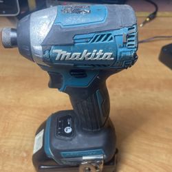 Makita XDT14 Impact Driver