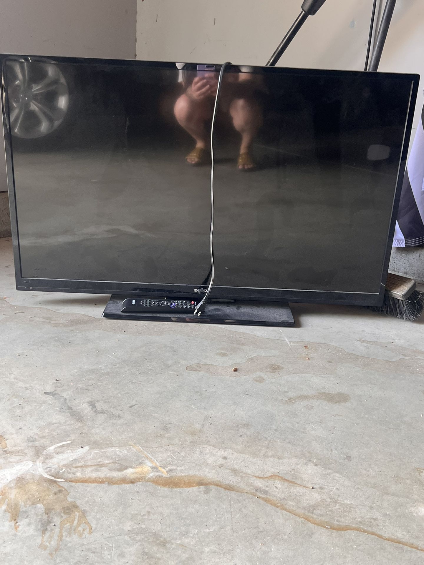 TV