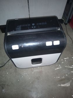 Paper shredder