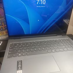 Lenovo IdeaPad 5i 2-in-1 16" Touchscreen Laptop, Intel Core 5 120U, 16GB RAM, 512 SSD, Luna Grey