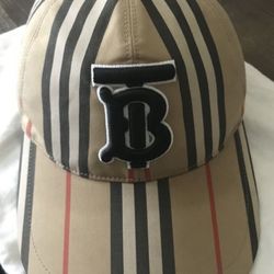 Burberry hat