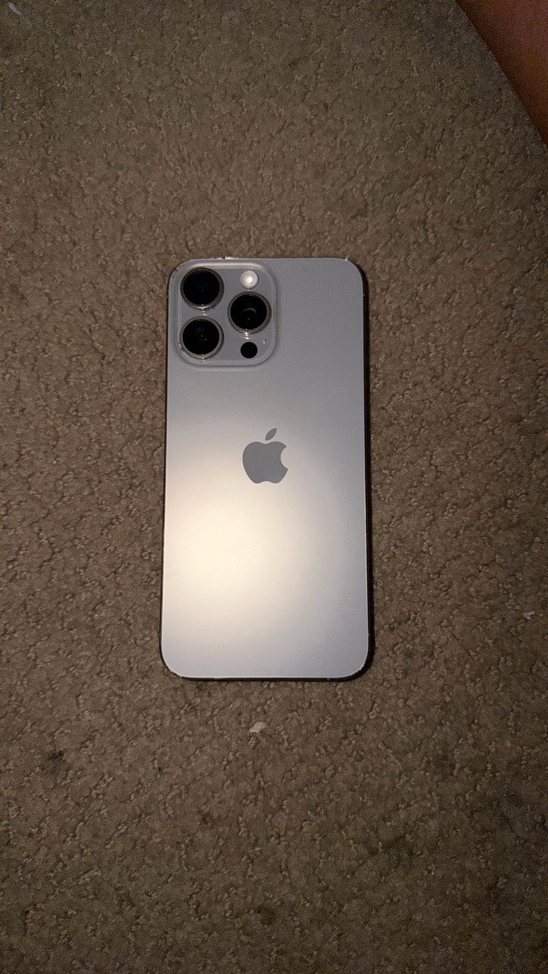 15 Pro max Unlocked 256gb 