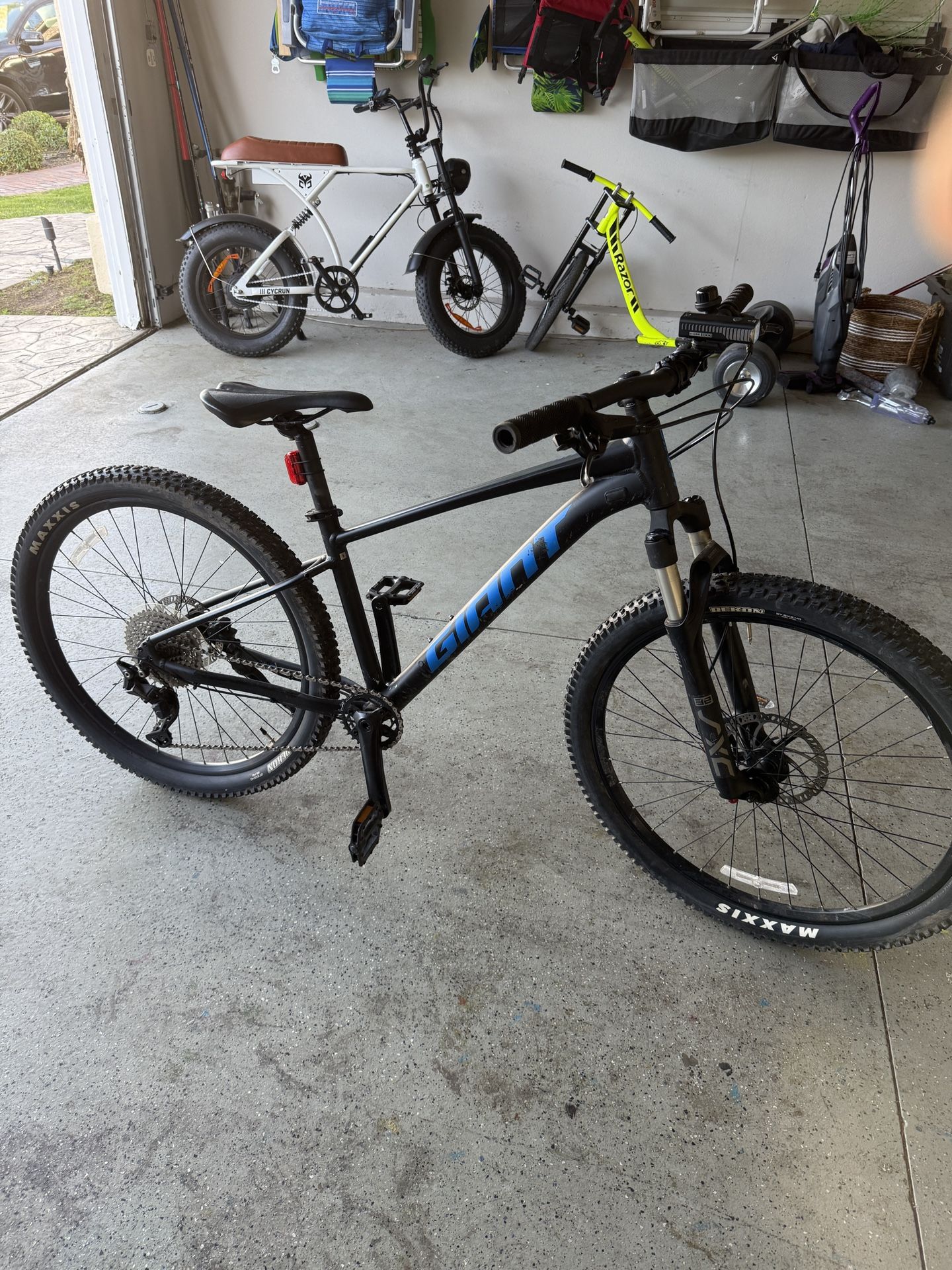 Giant Mountain Bike