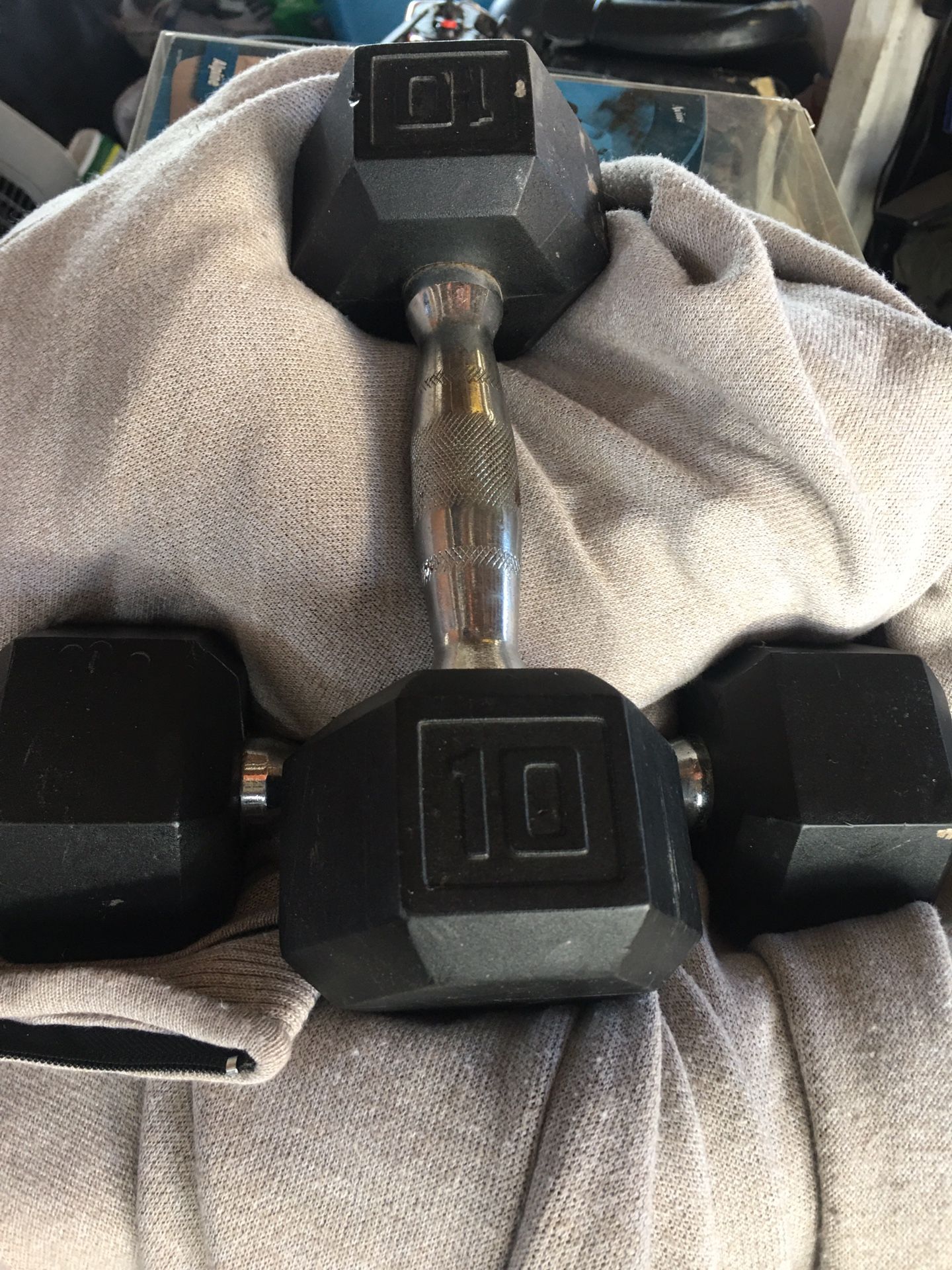 Hand weights