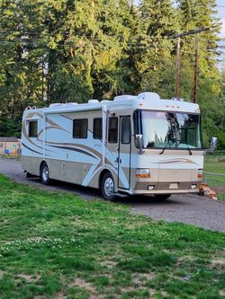 2000 Monaco  Windsor