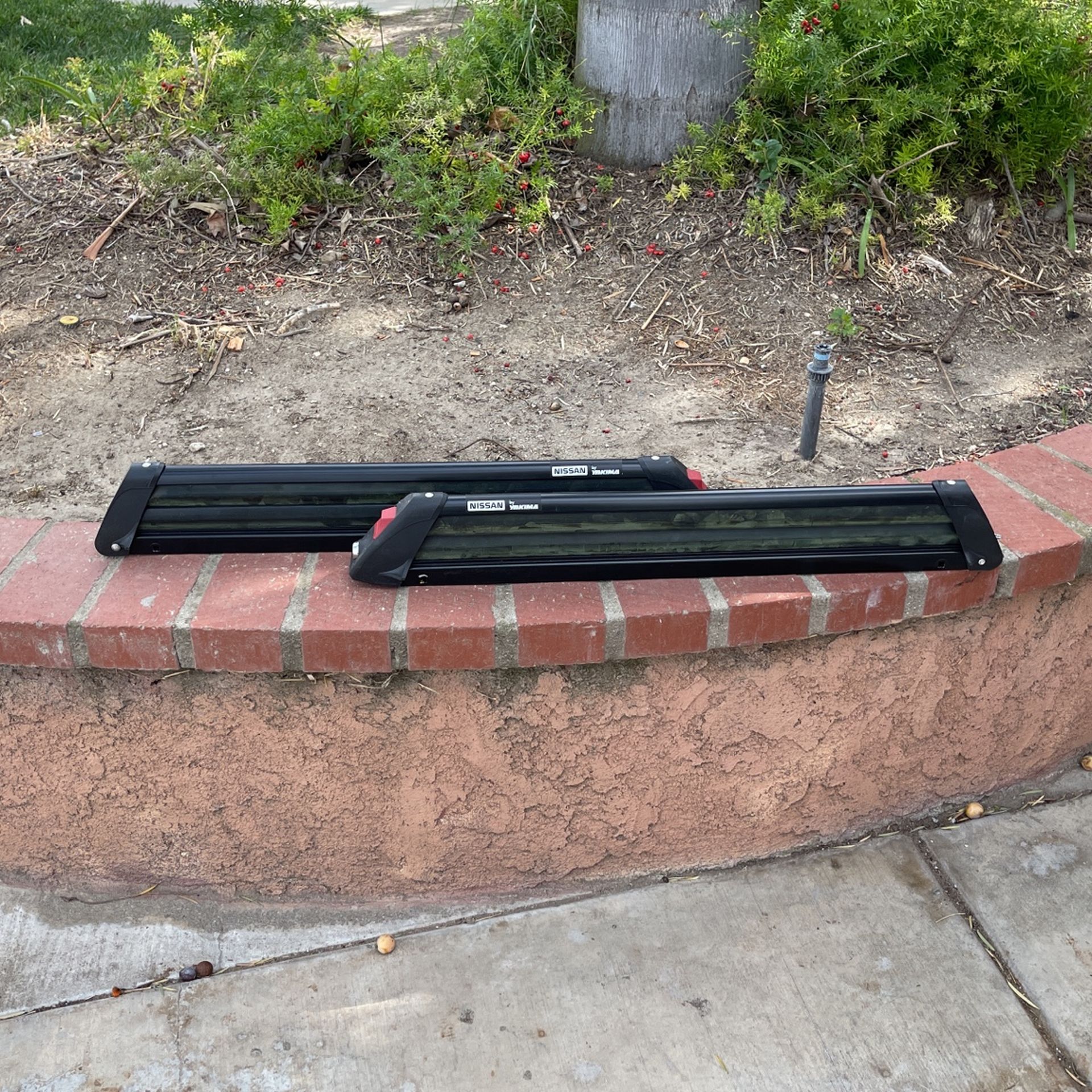 Nissan Roof Attachment