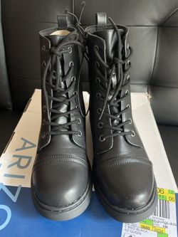 Arizona Jean Co Womens Queen Flat Heel Combat Boots