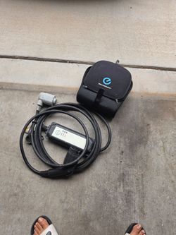 Nissan Leaf EVSE Charger Dual Voltage 120V/240V 30A