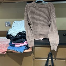 Women’s Brown Sweater Size M