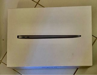 2020 Apple MacBook 13” - 512GB - macOS 15.7.7 Sequoia