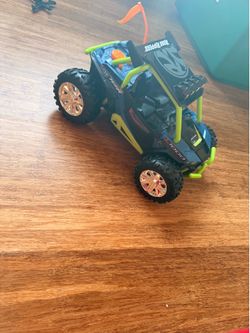 Toy car