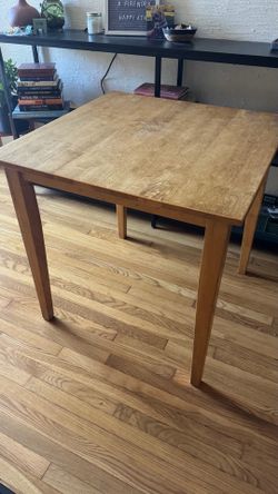 Square Light Oak Wood Dining Table