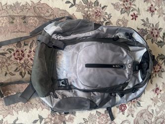 BEAUTIFUL FENGDONG HEAVY DUTY BACK PACK WITH MULTIPLE POCKETS! Please check my more listings!