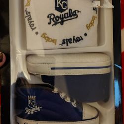 KC Royals Baby Bib And Pre Walk Set