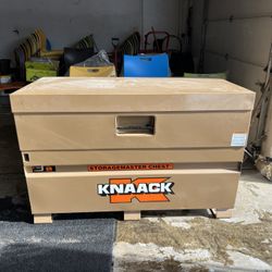 Knaack Steel Jobsite Storage Piano iBox