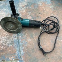 Makita Grinder 