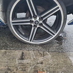 24 s Like New No Scuffs