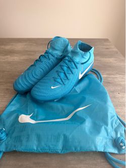 Nike Phantom Luna 2