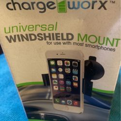 Windshield Phone Mount