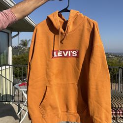 Levi’s Hoodie / Warm wool Sweater 