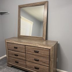 Bedroom Furniture Set – $500 (Complete Set)