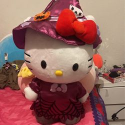 Hello Kitty Halloween Greeter