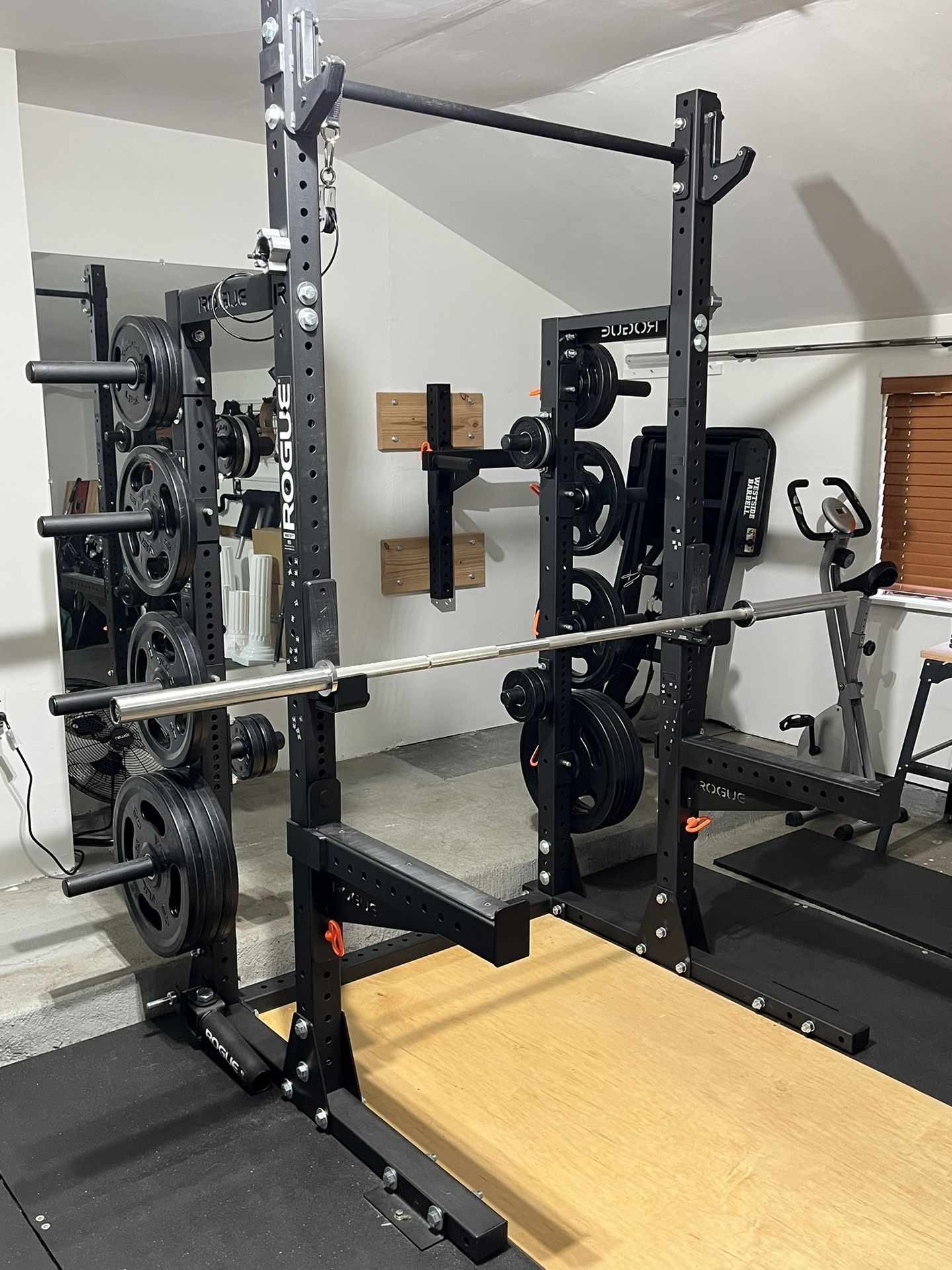Rogue HR-2 Half Rack And Attachments